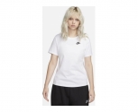Nike T-shirt Sportswear Club Essentials W